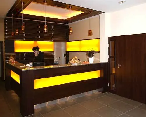 اير فارتبورغ دوسلدورف