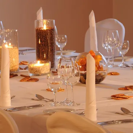 Air Wartburg Hotel 3*