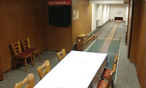 空中瓦尔特堡酒店 酒店